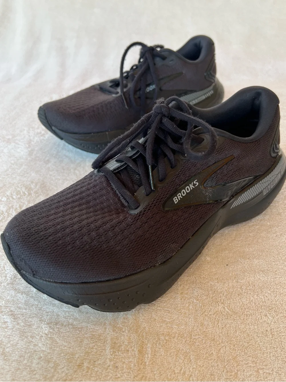 Brooks Glycerin GTS 21 Triple Black Running Shoes Men’s 8 DNA LOFT v3